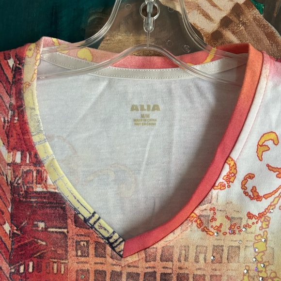 Alia Y2K Colorful Cityscape Short Sleeve Tee M - Picture 4 of 14